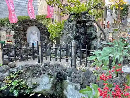 江島杉山神社の庭園