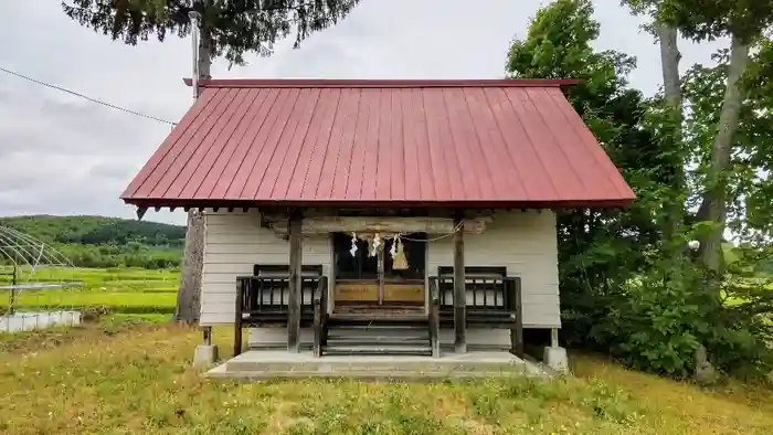 川南神社の本殿