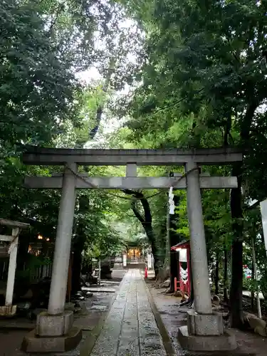 神明氷川神社の鳥居