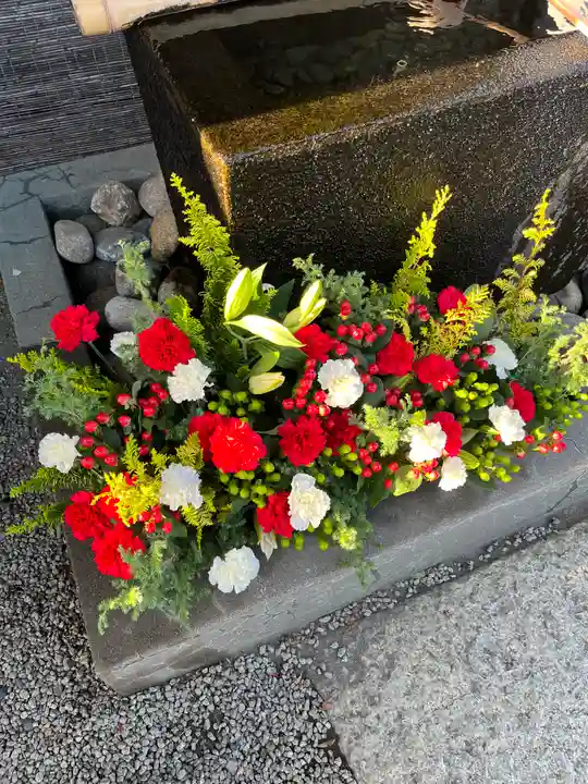 上尾御嶽神社の手水舎