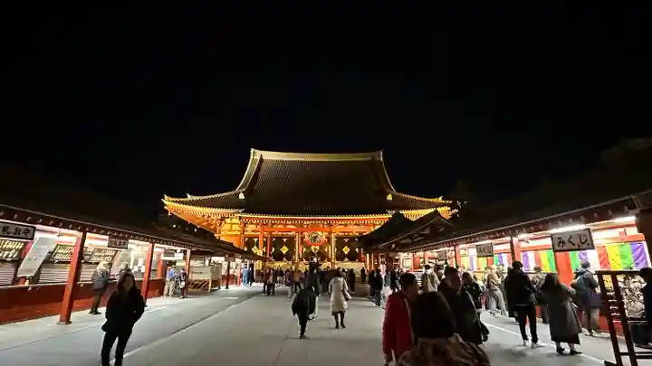 浅草寺の本殿・本堂