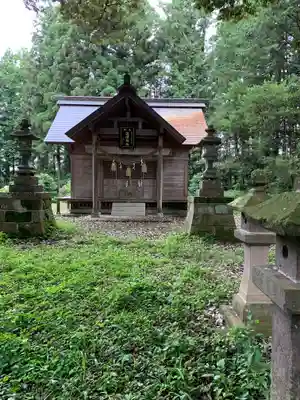 近津神社の本殿・本堂