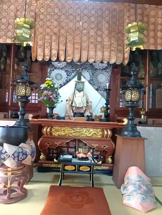 地蔵堂の{uncategorized: "未分類", other: "その他", undefined: "問題あり", building: "その他建物", grave: "お墓", sacred_gate: "鳥居", guardian: "狛犬", statue: "像", buddha: "仏像", history: "歴史", nature: "自然", garden: "庭園", animal: "動物", pagoda: "塔", temizu: "手水舎", mountain_gate: "山門・神門", sanctuary: "本殿・本堂", subordinate: "末社・摂社", art: "芸術", scenery: "景色", jizo: "地蔵", ema: "絵馬", goshuin: "御朱印", omikuji: "おみくじ", items: "授与品その他", amulet: "お守り", goshuincho: "御朱印帳", eats: "食事", festival: "お祭り", votive_dance: "神楽", shichigosan: "七五三参", wedding: "結婚式", experience: "体験その他", initially: "初詣", around: "周辺", anti_infection: "感染症対策"}