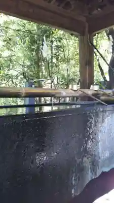 忍　諏訪神社・東照宮　の手水舎