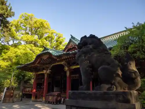 根津神社の{uncategorized: "未分類", other: "その他", undefined: "問題あり", building: "その他建物", grave: "お墓", sacred_gate: "鳥居", guardian: "狛犬", statue: "像", buddha: "仏像", history: "歴史", nature: "自然", garden: "庭園", animal: "動物", pagoda: "塔", temizu: "手水舎", mountain_gate: "山門・神門", sanctuary: "本殿・本堂", subordinate: "末社・摂社", art: "芸術", scenery: "景色", jizo: "地蔵", ema: "絵馬", goshuin: "御朱印", omikuji: "おみくじ", items: "授与品その他", amulet: "お守り", goshuincho: "御朱印帳", eats: "食事", festival: "お祭り", votive_dance: "神楽", shichigosan: "七五三参", wedding: "結婚式", experience: "体験その他", initially: "初詣", around: "周辺", anti_infection: "感染症対策"}