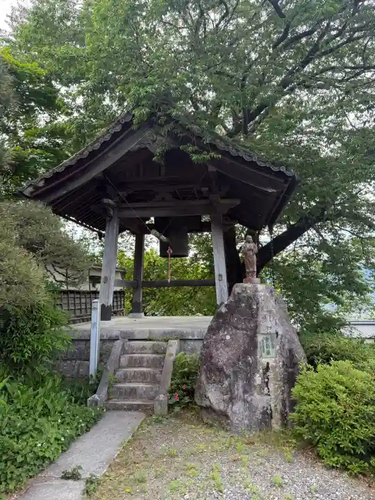 瑠璃寺(長野県)