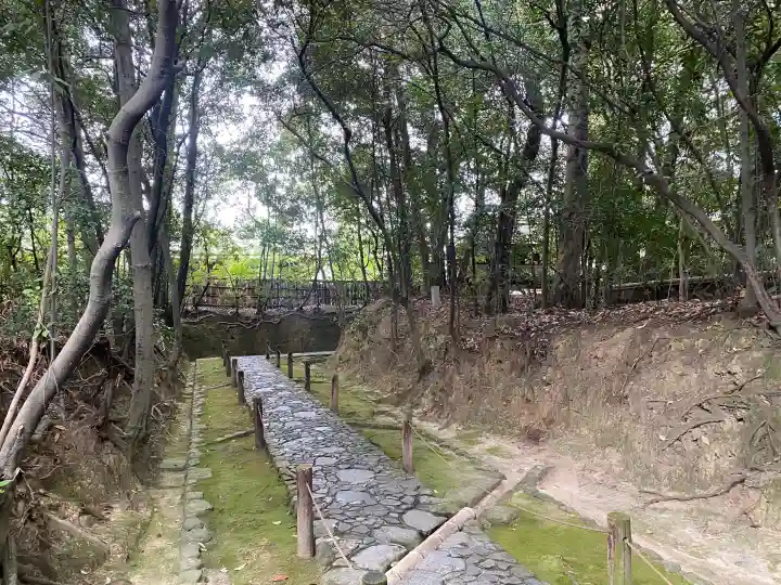 慈光院の{uncategorized: "未分類", other: "その他", undefined: "問題あり", building: "その他建物", grave: "お墓", sacred_gate: "鳥居", guardian: "狛犬", statue: "像", buddha: "仏像", history: "歴史", nature: "自然", garden: "庭園", animal: "動物", pagoda: "塔", temizu: "手水舎", mountain_gate: "山門・神門", sanctuary: "本殿・本堂", subordinate: "末社・摂社", art: "芸術", scenery: "景色", jizo: "地蔵", ema: "絵馬", goshuin: "御朱印", omikuji: "おみくじ", items: "授与品その他", amulet: "お守り", goshuincho: "御朱印帳", eats: "食事", festival: "お祭り", votive_dance: "神楽", shichigosan: "七五三参", wedding: "結婚式", experience: "体験その他", initially: "初詣", around: "周辺", anti_infection: "感染症対策"}