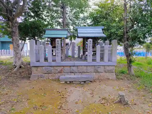 白山社（川井町）の末社・摂社