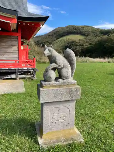 歌別稲荷神社の狛犬