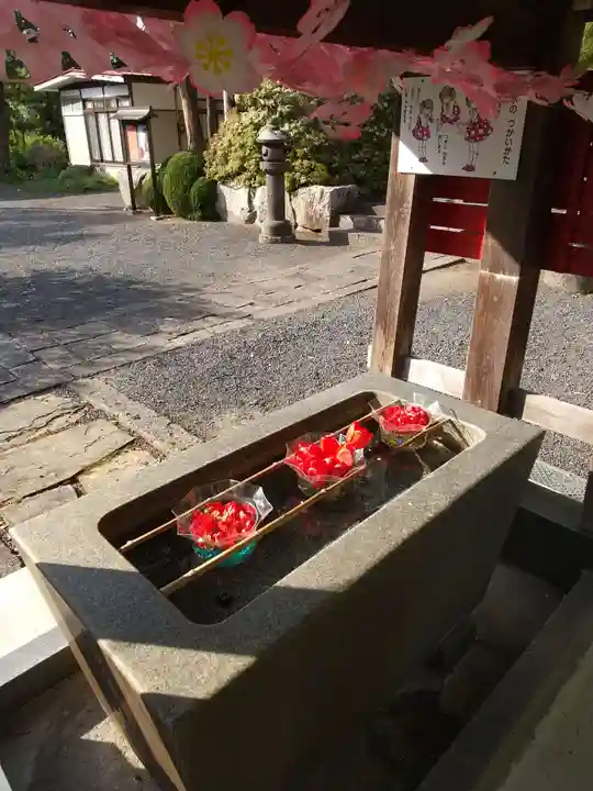 月岡神社の手水舎