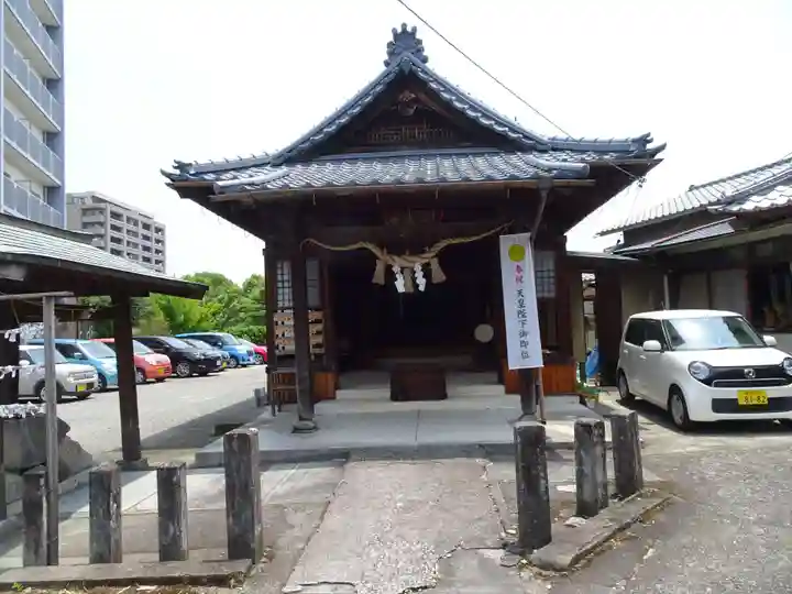 小旙八幡宮の本殿・本堂