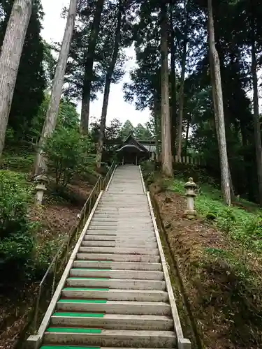 五皇神社の建物その他