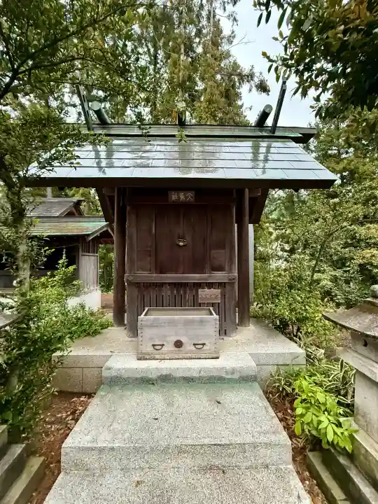 住吉神社の{uncategorized: "未分類", other: "その他", undefined: "問題あり", building: "その他建物", grave: "お墓", sacred_gate: "鳥居", guardian: "狛犬", statue: "像", buddha: "仏像", history: "歴史", nature: "自然", garden: "庭園", animal: "動物", pagoda: "塔", temizu: "手水舎", mountain_gate: "山門・神門", sanctuary: "本殿・本堂", subordinate: "末社・摂社", art: "芸術", scenery: "景色", jizo: "地蔵", ema: "絵馬", goshuin: "御朱印", omikuji: "おみくじ", items: "授与品その他", amulet: "お守り", goshuincho: "御朱印帳", eats: "食事", festival: "お祭り", votive_dance: "神楽", shichigosan: "七五三参", wedding: "結婚式", experience: "体験その他", initially: "初詣", around: "周辺", anti_infection: "感染症対策"}