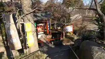 花の尾曳弁財天(尾曳稲荷神社)の本殿・本堂