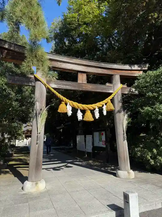 進雄神社の{uncategorized: "未分類", other: "その他", undefined: "問題あり", building: "その他建物", grave: "お墓", sacred_gate: "鳥居", guardian: "狛犬", statue: "像", buddha: "仏像", history: "歴史", nature: "自然", garden: "庭園", animal: "動物", pagoda: "塔", temizu: "手水舎", mountain_gate: "山門・神門", sanctuary: "本殿・本堂", subordinate: "末社・摂社", art: "芸術", scenery: "景色", jizo: "地蔵", ema: "絵馬", goshuin: "御朱印", omikuji: "おみくじ", items: "授与品その他", amulet: "お守り", goshuincho: "御朱印帳", eats: "食事", festival: "お祭り", votive_dance: "神楽", shichigosan: "七五三参", wedding: "結婚式", experience: "体験その他", initially: "初詣", around: "周辺", anti_infection: "感染症対策"}