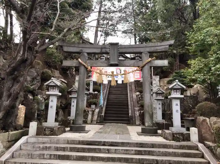 師岡熊野神社の鳥居