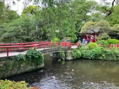 三嶋大社の{uncategorized: "未分類", other: "その他", undefined: "問題あり", building: "その他建物", grave: "お墓", sacred_gate: "鳥居", guardian: "狛犬", statue: "像", buddha: "仏像", history: "歴史", nature: "自然", garden: "庭園", animal: "動物", pagoda: "塔", temizu: "手水舎", mountain_gate: "山門・神門", sanctuary: "本殿・本堂", subordinate: "末社・摂社", art: "芸術", scenery: "景色", jizo: "地蔵", ema: "絵馬", goshuin: "御朱印", omikuji: "おみくじ", items: "授与品その他", amulet: "お守り", goshuincho: "御朱印帳", eats: "食事", festival: "お祭り", votive_dance: "神楽", shichigosan: "七五三参", wedding: "結婚式", experience: "体験その他", initially: "初詣", around: "周辺", anti_infection: "感染症対策"}
