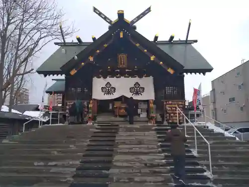 札幌諏訪神社の本殿・本堂