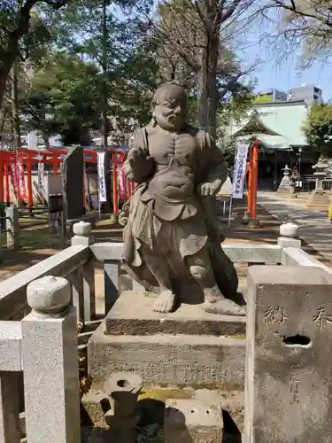 鬼子母神堂　(法明寺）の像