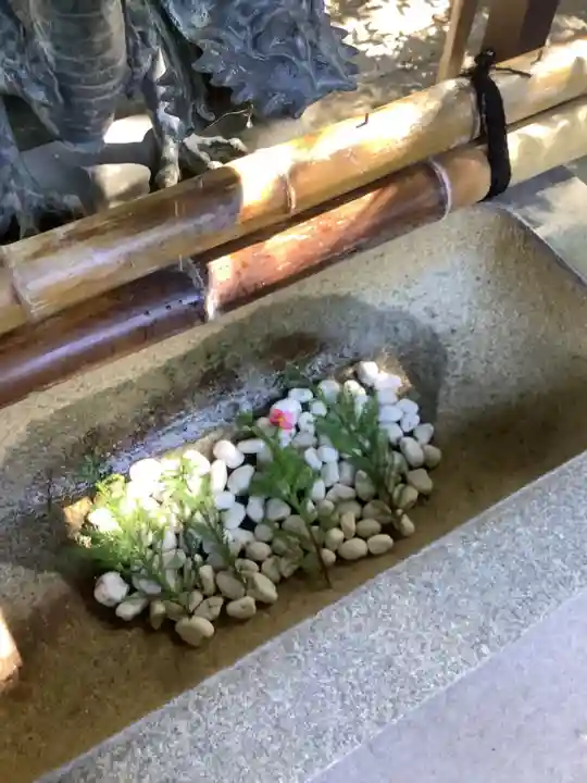 蝮ヶ池八幡宮の手水舎