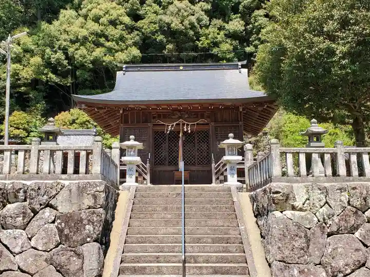 大崎神社の本殿・本堂