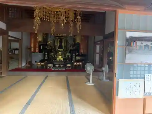 幸田寺の本殿・本堂