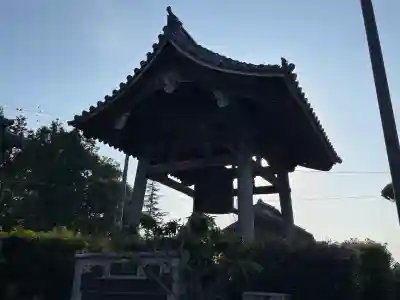 圓願寺の{uncategorized: "未分類", other: "その他", undefined: "問題あり", building: "その他建物", grave: "お墓", sacred_gate: "鳥居", guardian: "狛犬", statue: "像", buddha: "仏像", history: "歴史", nature: "自然", garden: "庭園", animal: "動物", pagoda: "塔", temizu: "手水舎", mountain_gate: "山門・神門", sanctuary: "本殿・本堂", subordinate: "末社・摂社", art: "芸術", scenery: "景色", jizo: "地蔵", ema: "絵馬", goshuin: "御朱印", omikuji: "おみくじ", items: "授与品その他", amulet: "お守り", goshuincho: "御朱印帳", eats: "食事", festival: "お祭り", votive_dance: "神楽", shichigosan: "七五三参", wedding: "結婚式", experience: "体験その他", initially: "初詣", around: "周辺", anti_infection: "感染症対策"}