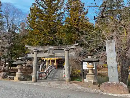 穂見諏訪十五所神社の鳥居