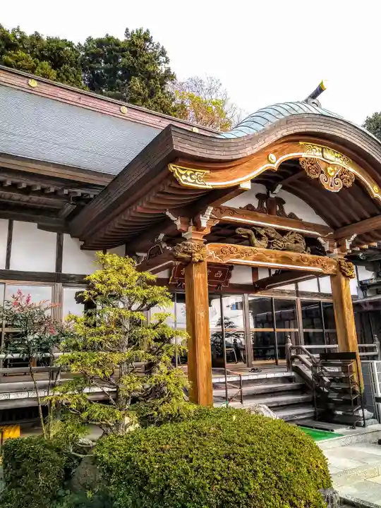 西雲寺の本殿・本堂