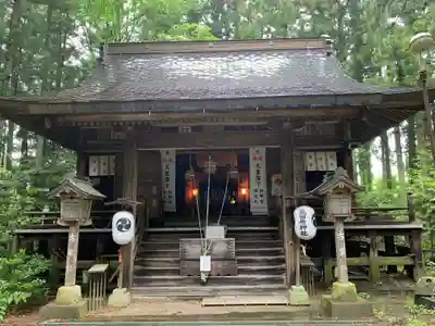 黒田原神社の本殿・本堂