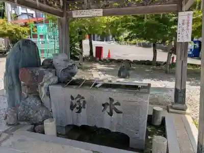 三之宮神社の{uncategorized: "未分類", other: "その他", undefined: "問題あり", building: "その他建物", grave: "お墓", sacred_gate: "鳥居", guardian: "狛犬", statue: "像", buddha: "仏像", history: "歴史", nature: "自然", garden: "庭園", animal: "動物", pagoda: "塔", temizu: "手水舎", mountain_gate: "山門・神門", sanctuary: "本殿・本堂", subordinate: "末社・摂社", art: "芸術", scenery: "景色", jizo: "地蔵", ema: "絵馬", goshuin: "御朱印", omikuji: "おみくじ", items: "授与品その他", amulet: "お守り", goshuincho: "御朱印帳", eats: "食事", festival: "お祭り", votive_dance: "神楽", shichigosan: "七五三参", wedding: "結婚式", experience: "体験その他", initially: "初詣", around: "周辺", anti_infection: "感染症対策"}