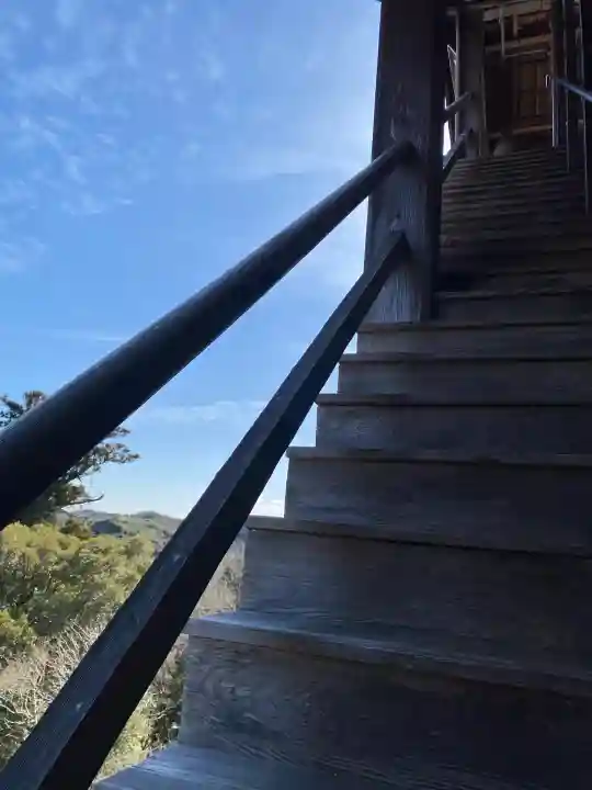 笠森寺の{uncategorized: "未分類", other: "その他", undefined: "問題あり", building: "その他建物", grave: "お墓", sacred_gate: "鳥居", guardian: "狛犬", statue: "像", buddha: "仏像", history: "歴史", nature: "自然", garden: "庭園", animal: "動物", pagoda: "塔", temizu: "手水舎", mountain_gate: "山門・神門", sanctuary: "本殿・本堂", subordinate: "末社・摂社", art: "芸術", scenery: "景色", jizo: "地蔵", ema: "絵馬", goshuin: "御朱印", omikuji: "おみくじ", items: "授与品その他", amulet: "お守り", goshuincho: "御朱印帳", eats: "食事", festival: "お祭り", votive_dance: "神楽", shichigosan: "七五三参", wedding: "結婚式", experience: "体験その他", initially: "初詣", around: "周辺", anti_infection: "感染症対策"}