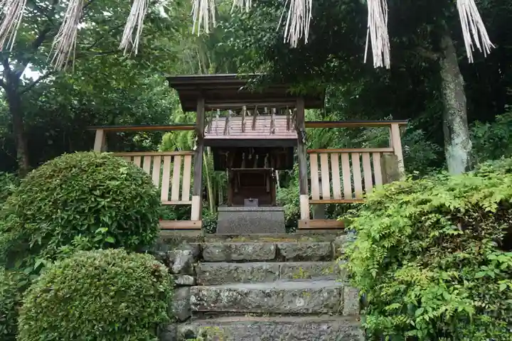 厳嶋神社の山門・神門