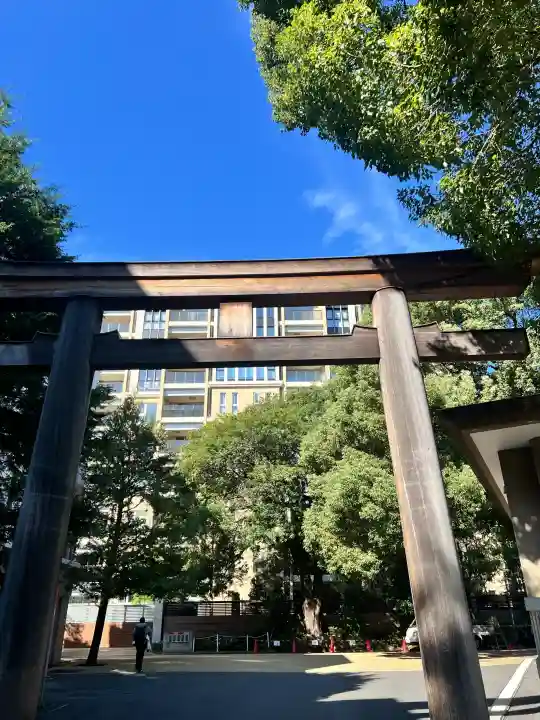 東郷神社の{uncategorized: "未分類", other: "その他", undefined: "問題あり", building: "その他建物", grave: "お墓", sacred_gate: "鳥居", guardian: "狛犬", statue: "像", buddha: "仏像", history: "歴史", nature: "自然", garden: "庭園", animal: "動物", pagoda: "塔", temizu: "手水舎", mountain_gate: "山門・神門", sanctuary: "本殿・本堂", subordinate: "末社・摂社", art: "芸術", scenery: "景色", jizo: "地蔵", ema: "絵馬", goshuin: "御朱印", omikuji: "おみくじ", items: "授与品その他", amulet: "お守り", goshuincho: "御朱印帳", eats: "食事", festival: "お祭り", votive_dance: "神楽", shichigosan: "七五三参", wedding: "結婚式", experience: "体験その他", initially: "初詣", around: "周辺", anti_infection: "感染症対策"}