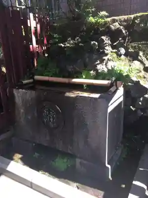 柳森神社の手水舎