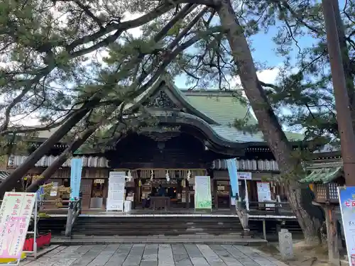 白山神社の本殿