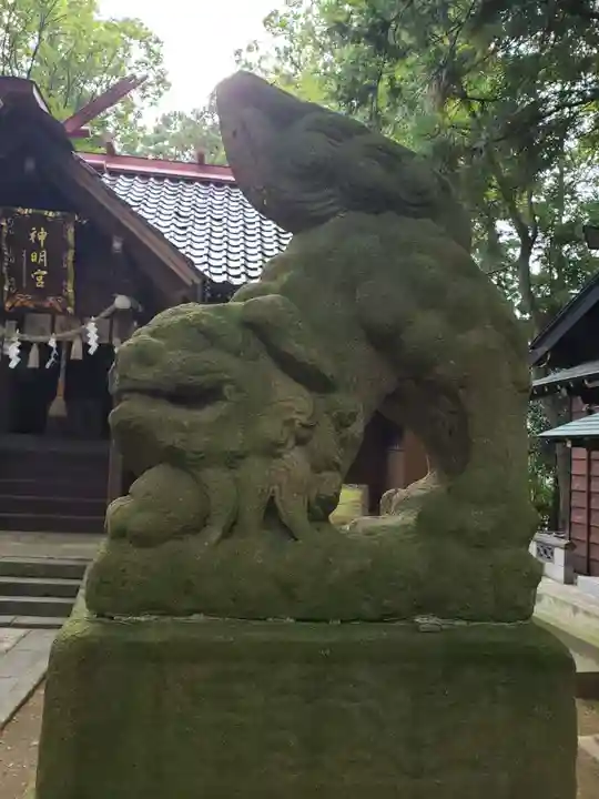 神明宮の狛犬