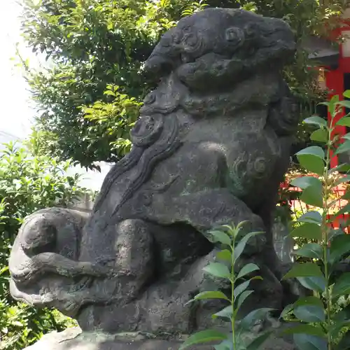 大島稲荷神社の狛犬