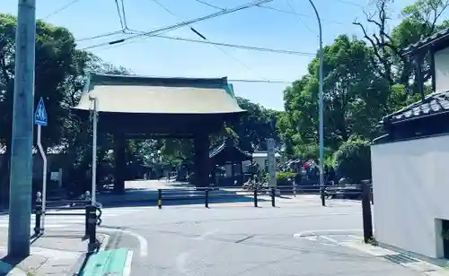 甚目寺の山門・神門