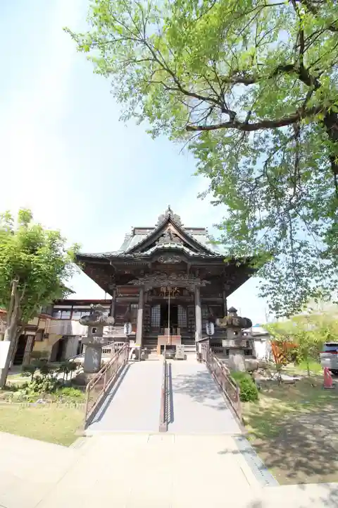 秩父札所十三番 慈眼寺の本殿・本堂