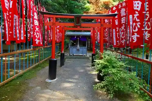 龍田大社の末社