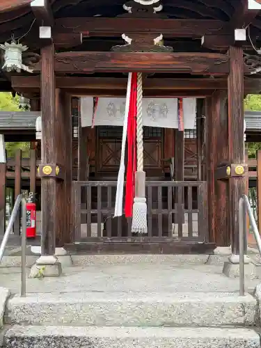 三大神社の{uncategorized: "未分類", other: "その他", undefined: "問題あり", building: "その他建物", grave: "お墓", sacred_gate: "鳥居", guardian: "狛犬", statue: "像", buddha: "仏像", history: "歴史", nature: "自然", garden: "庭園", animal: "動物", pagoda: "塔", temizu: "手水舎", mountain_gate: "山門・神門", sanctuary: "本殿・本堂", subordinate: "末社・摂社", art: "芸術", scenery: "景色", jizo: "地蔵", ema: "絵馬", goshuin: "御朱印", omikuji: "おみくじ", items: "授与品その他", amulet: "お守り", goshuincho: "御朱印帳", eats: "食事", festival: "お祭り", votive_dance: "神楽", shichigosan: "七五三参", wedding: "結婚式", experience: "体験その他", initially: "初詣", around: "周辺", anti_infection: "感染症対策"}