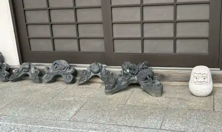 松本山 地福禅寺の{uncategorized: "未分類", other: "その他", undefined: "問題あり", building: "その他建物", grave: "お墓", sacred_gate: "鳥居", guardian: "狛犬", statue: "像", buddha: "仏像", history: "歴史", nature: "自然", garden: "庭園", animal: "動物", pagoda: "塔", temizu: "手水舎", mountain_gate: "山門・神門", sanctuary: "本殿・本堂", subordinate: "末社・摂社", art: "芸術", scenery: "景色", jizo: "地蔵", ema: "絵馬", goshuin: "御朱印", omikuji: "おみくじ", items: "授与品その他", amulet: "お守り", goshuincho: "御朱印帳", eats: "食事", festival: "お祭り", votive_dance: "神楽", shichigosan: "七五三参", wedding: "結婚式", experience: "体験その他", initially: "初詣", around: "周辺", anti_infection: "感染症対策"}