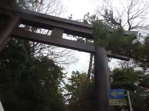 寒川神社の鳥居