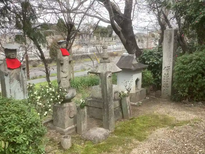 覚鳳寺の地蔵