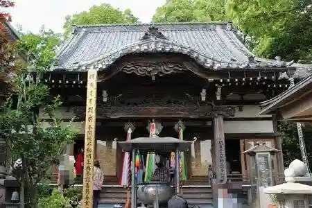 真福寺の本殿・本堂
