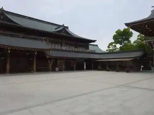 寒川神社の本殿・本堂