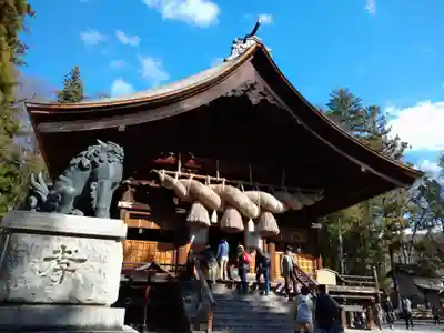 諏訪大社下社秋宮の本殿・本堂