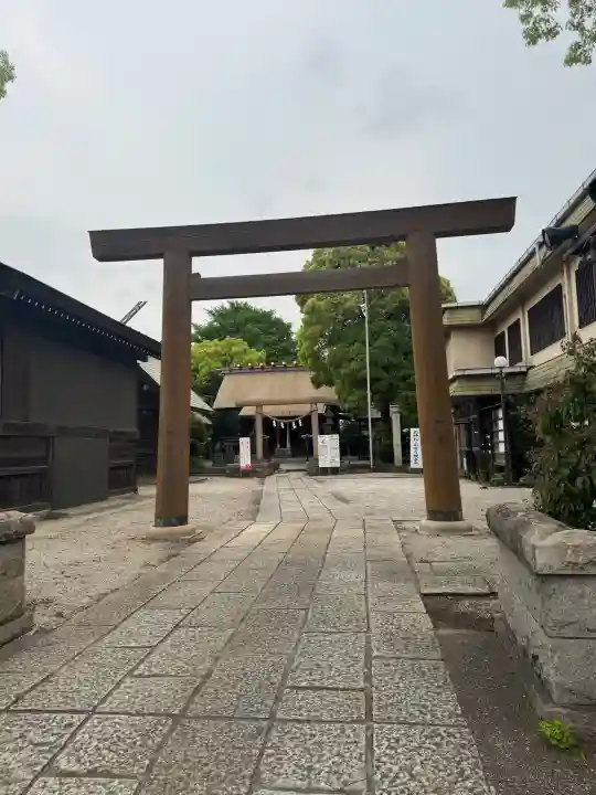 寒川神社の{uncategorized: "未分類", other: "その他", undefined: "問題あり", building: "その他建物", grave: "お墓", sacred_gate: "鳥居", guardian: "狛犬", statue: "像", buddha: "仏像", history: "歴史", nature: "自然", garden: "庭園", animal: "動物", pagoda: "塔", temizu: "手水舎", mountain_gate: "山門・神門", sanctuary: "本殿・本堂", subordinate: "末社・摂社", art: "芸術", scenery: "景色", jizo: "地蔵", ema: "絵馬", goshuin: "御朱印", omikuji: "おみくじ", items: "授与品その他", amulet: "お守り", goshuincho: "御朱印帳", eats: "食事", festival: "お祭り", votive_dance: "神楽", shichigosan: "七五三参", wedding: "結婚式", experience: "体験その他", initially: "初詣", around: "周辺", anti_infection: "感染症対策"}