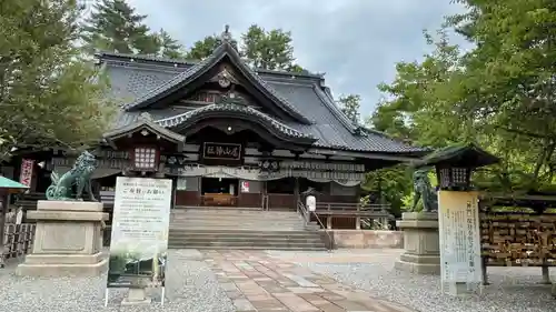 尾山神社の本殿・本堂